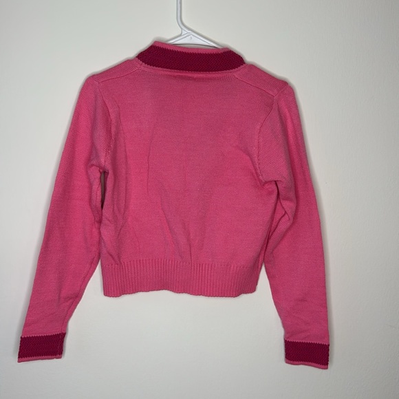 One size (med/ sml) Two toned pink cardigan. Chanel inspired design. - Picture 4 of 4
